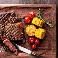 купить Стейк DRY AGED из говядины Стейк DRY AGED из говядины заказать доставку ROJO ресторан Алматы